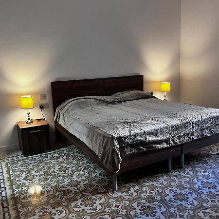 Dar Barbara - Duplex 1 Double Bed Maltese Style House Villa Cospicua Eksteriør bilde